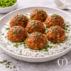Boulettes de jacquier, sauce fromage blanc aux herbes